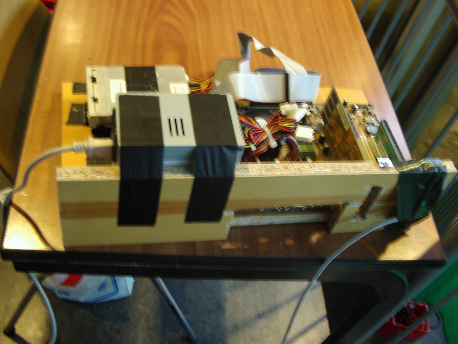 Holzserver_(1).JPG>