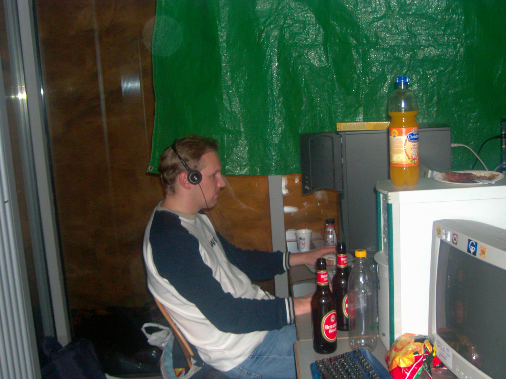 PIC01016.JPG>