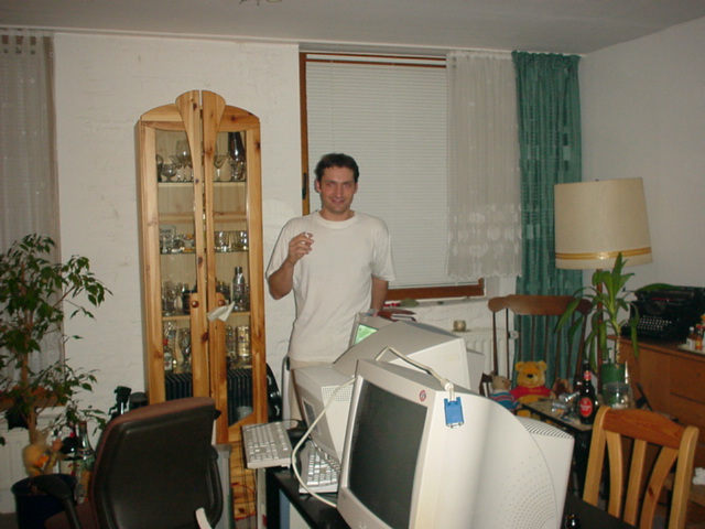 16.jpg>