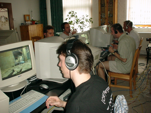 2.jpg>